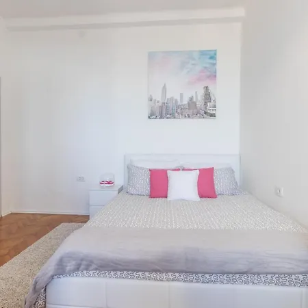 Kyra * Rijeka
