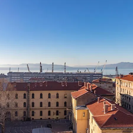 Apartman Kyra